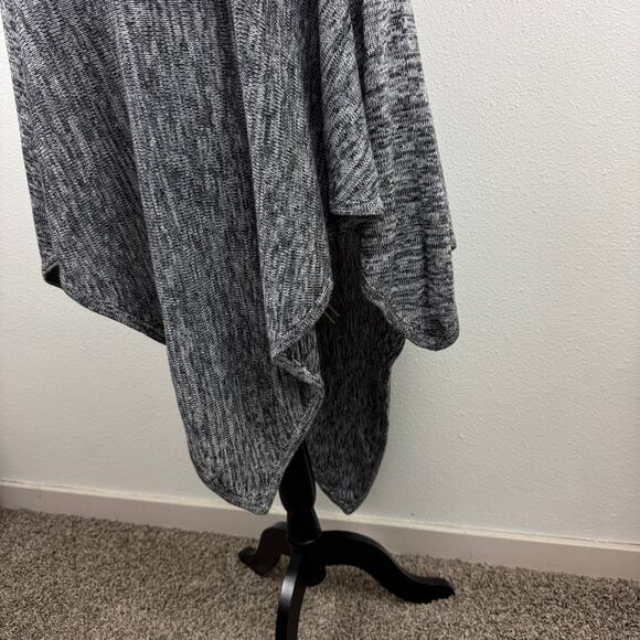 Lululemon Mantra Scarf - Picture 3 of 6